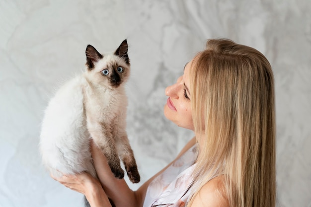 Katze weißes fell wird braun – Schnell Handlungsbedarf klären